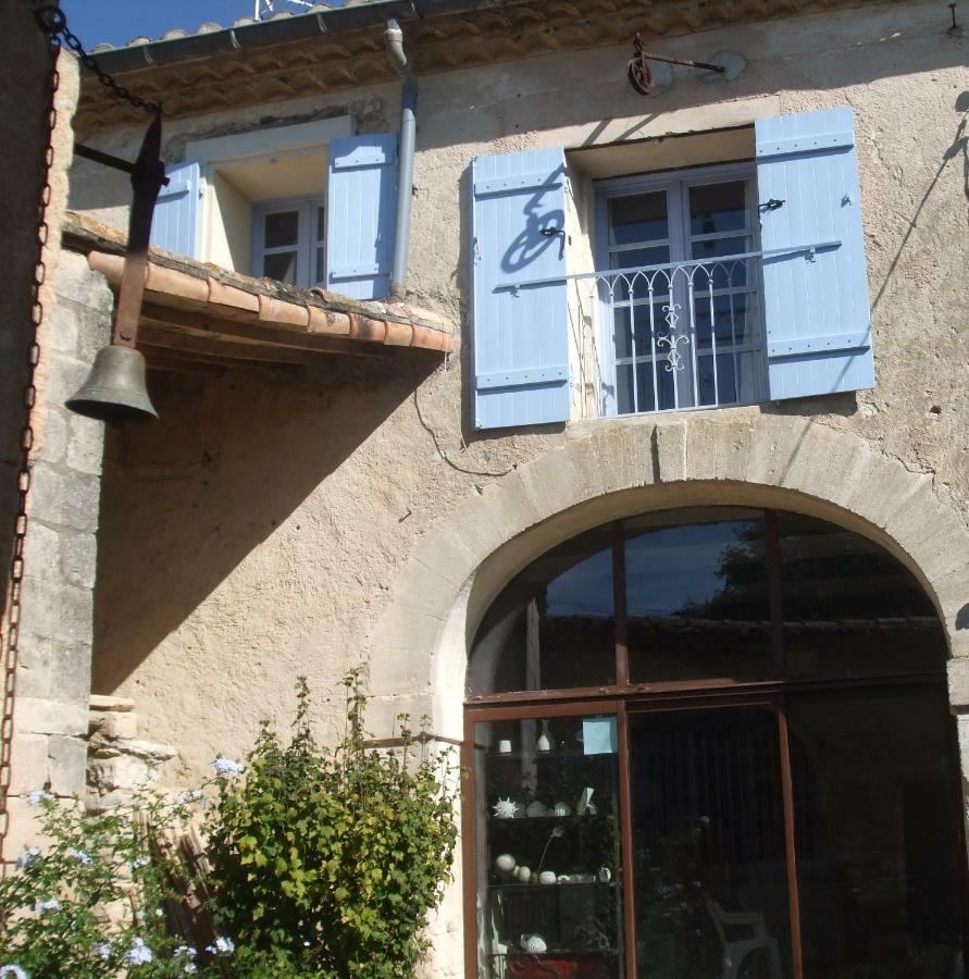 Chambres D'Hotes Dans Maison D'Artiste Galargues Exterior photo