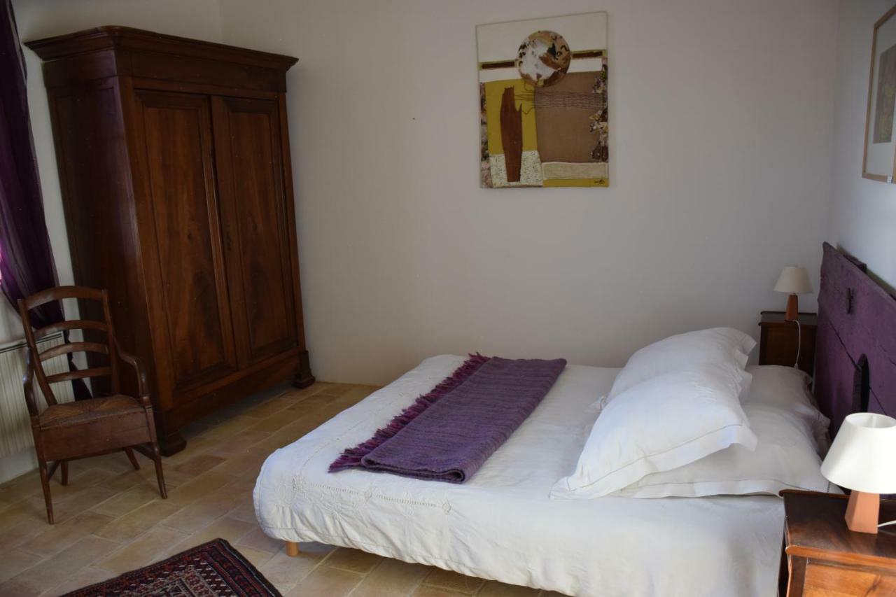 Chambres D'Hotes Dans Maison D'Artiste Galargues Exterior photo